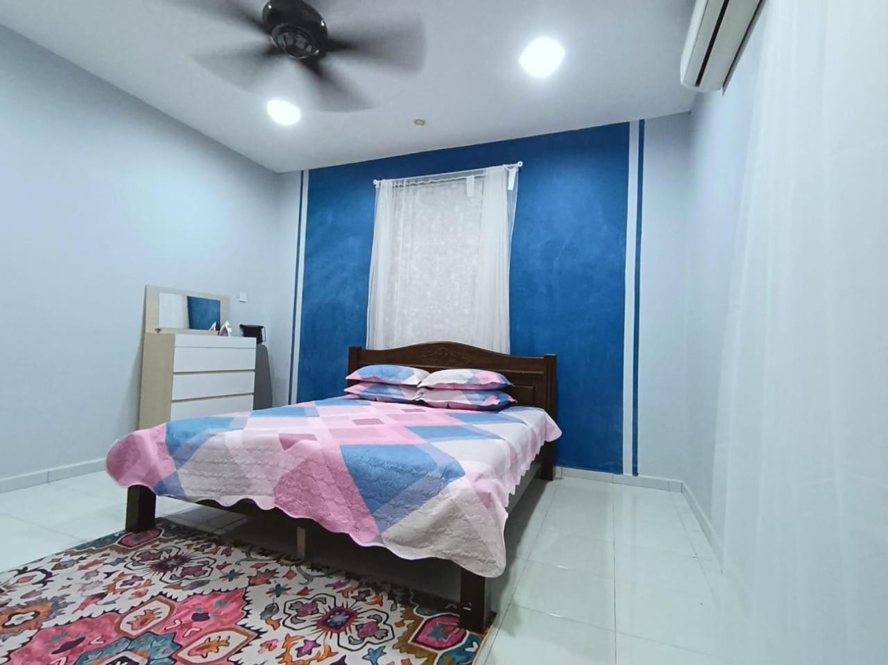 Ebnur Homestay Арау Экстерьер фото